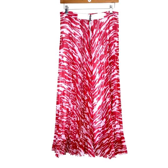 Carmen Marc Valvo Red & White Art to Wear Print Accordion Pleated Midi Skirt - Picture 2 of 7